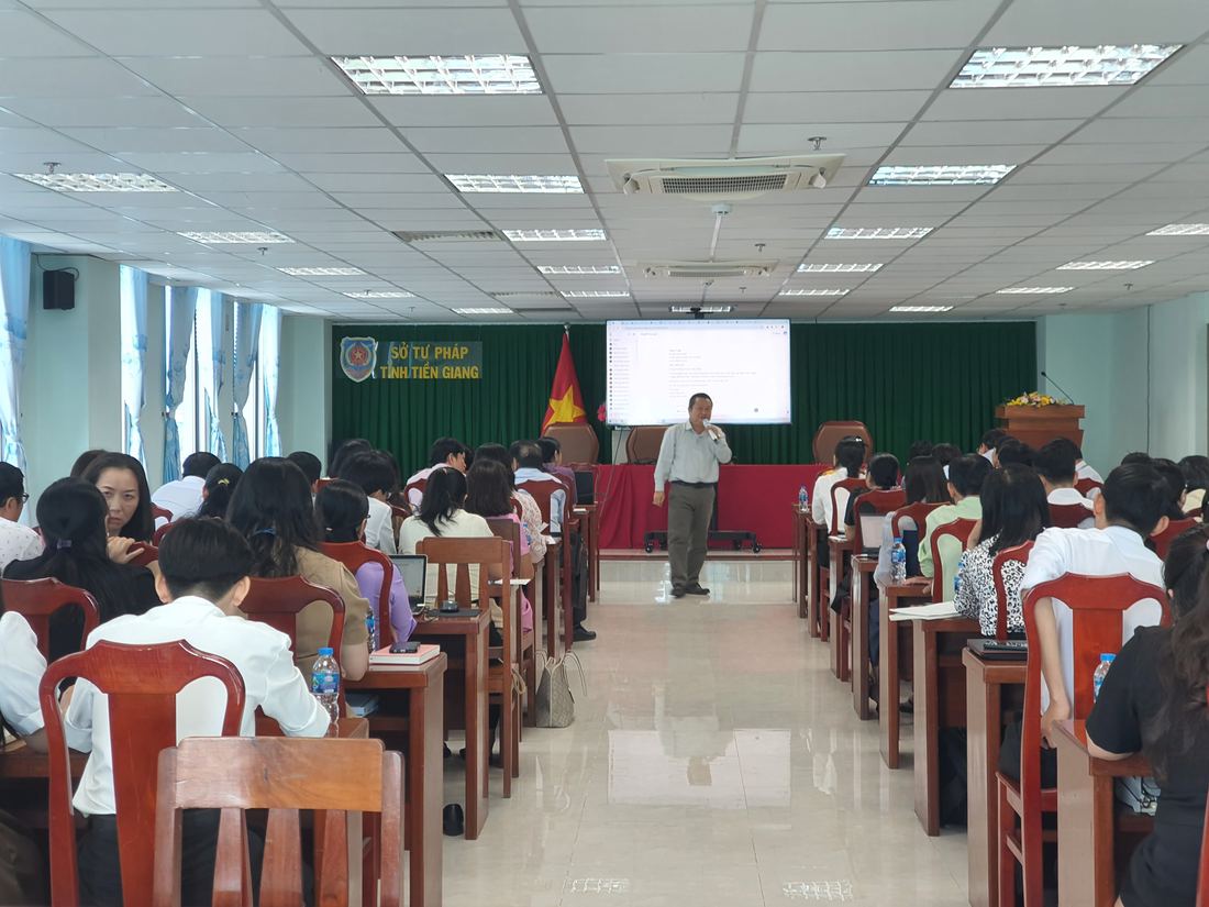 Buổi đào tạo AI của TS Huỳnh Tiên Hiếu (ảnh 6)